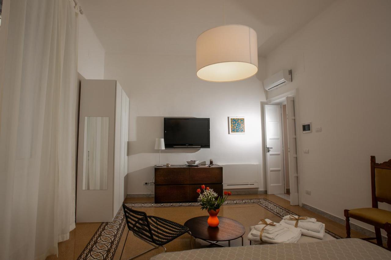 Abate Luxury Interno 3 Apartment Bari Exterior photo